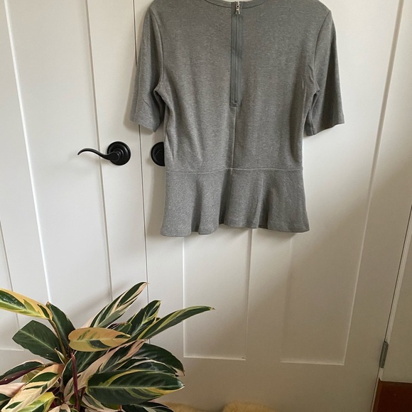 GAP Gray Peplum Jersey Top - Picture 5 of 8